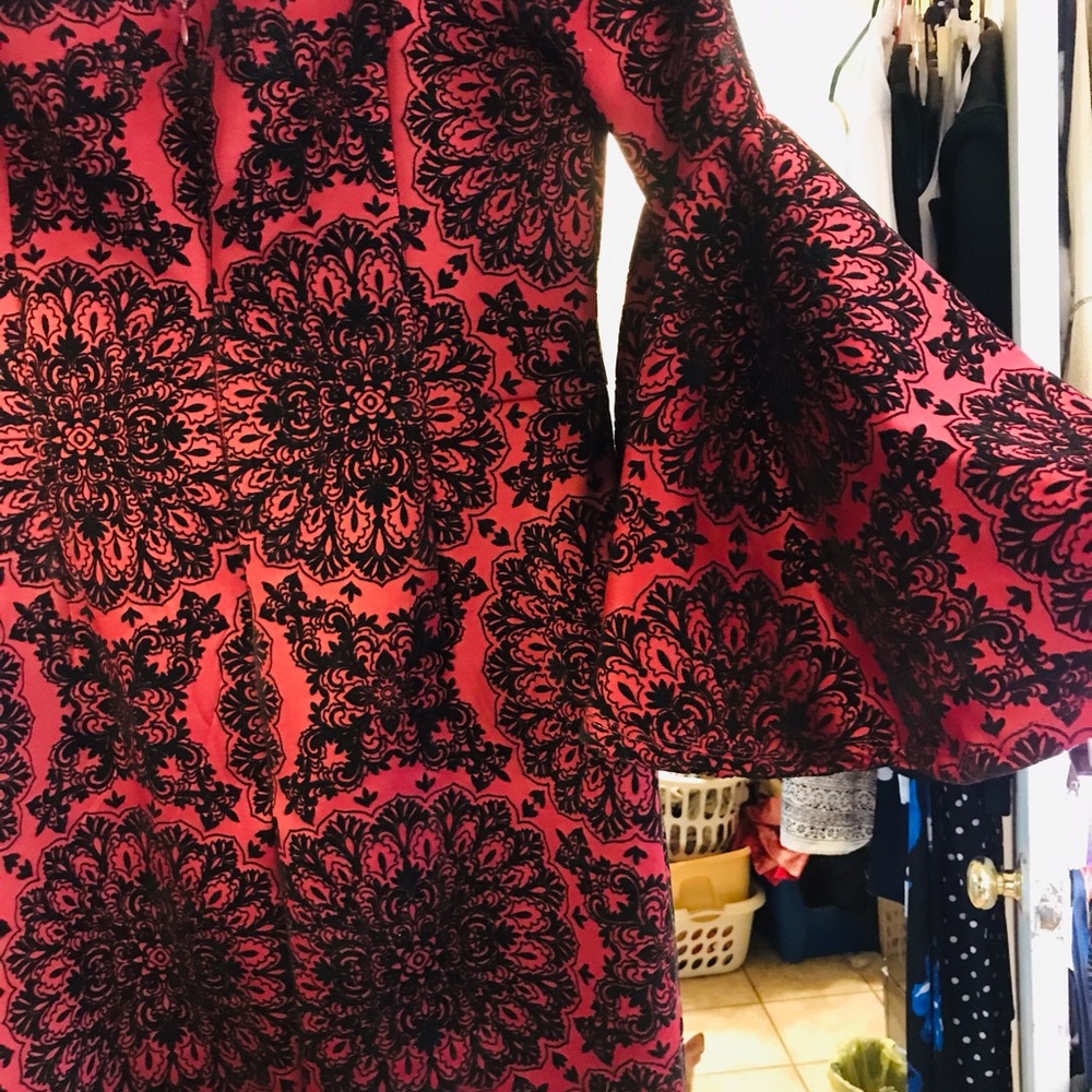 Dress Venus  bat sleeves size 12